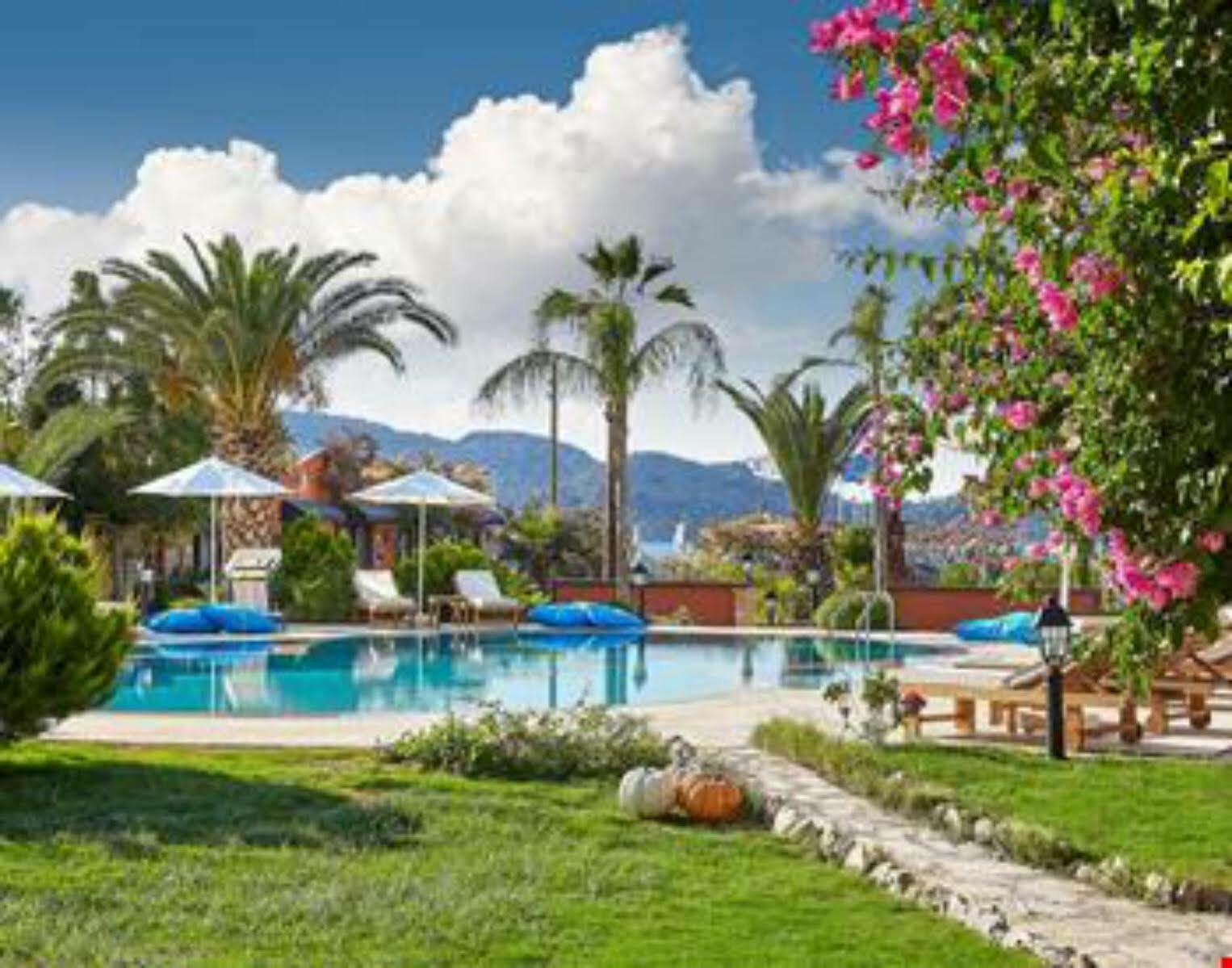 Fi Light Solto Boutique Beach Hotel Selimiye  Exterior photo